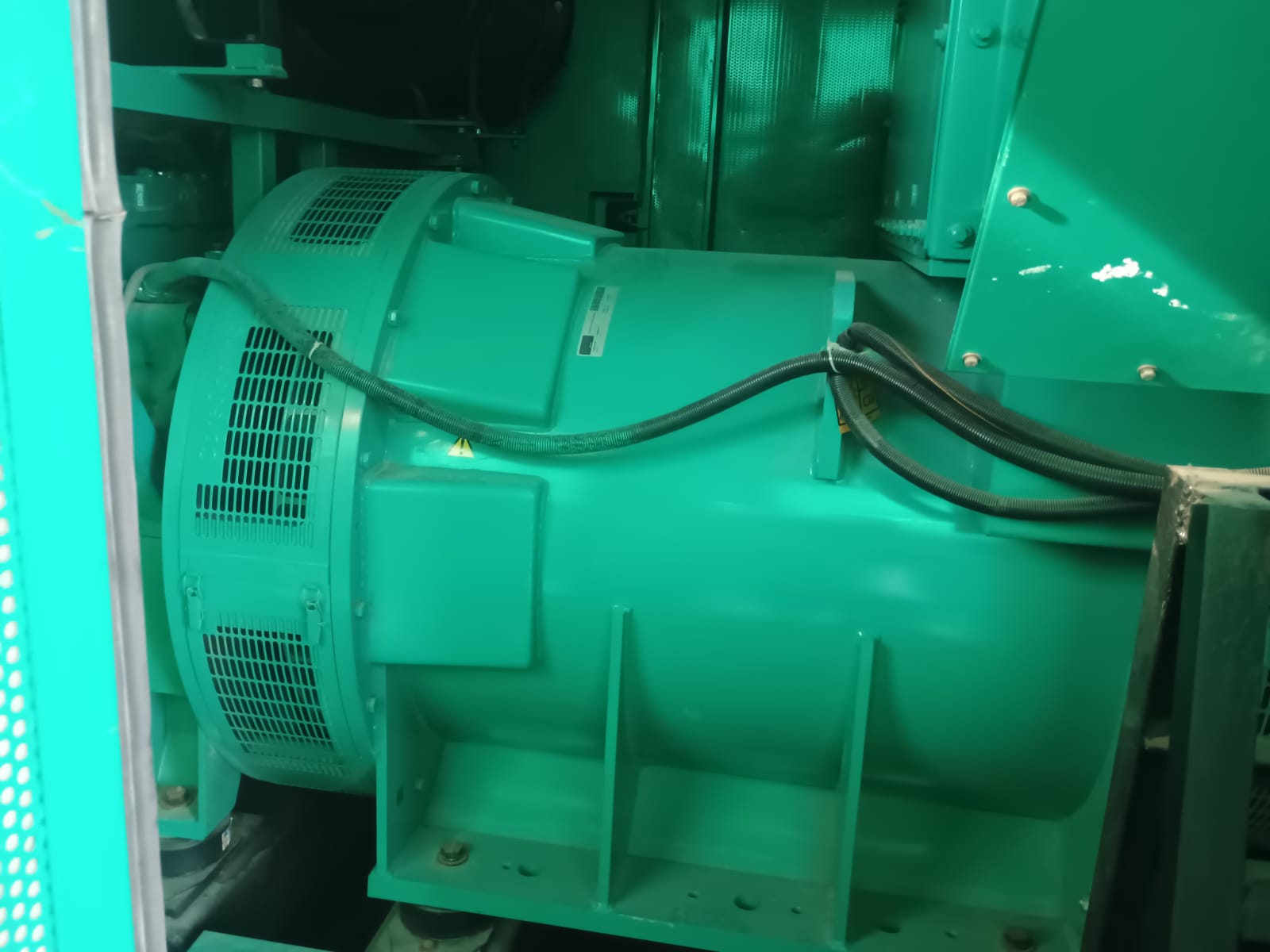 Cummins DG Alternator Interior